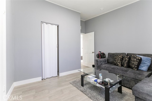 Detail Gallery Image 33 of 41 For 7700 Goodland Ave, North Hollywood,  CA 91605 - 4 Beds | 2 Baths