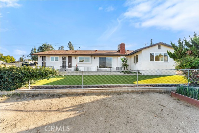 31840 Florida Street, Redlands CA: https://media.crmls.org/medias/7226c559-6dc7-41ac-a4d8-a595b7653d8f.jpg