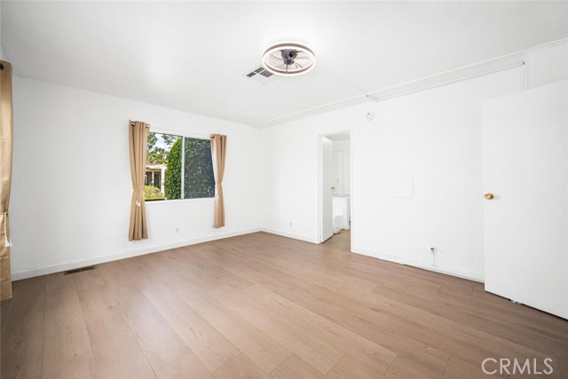 Detail Gallery Image 12 of 41 For 210 Silverlake, Placentia,  CA 92870 - 2 Beds | 2 Baths