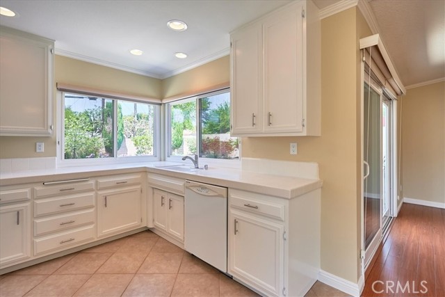Detail Gallery Image 16 of 55 For 1747 Mulberry Ave, Upland,  CA 91784 - 4 Beds | 2 Baths