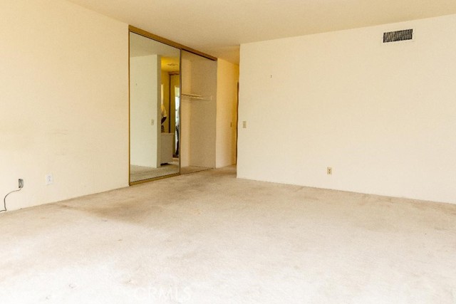 3621 S Emily Street, San Pedro CA: https://media.crmls.org/medias/7226dd1e-66a6-43a5-8d98-0f4c91c02fab.jpg