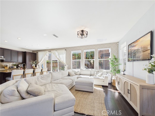 Detail Gallery Image 15 of 41 For 3174 E Piru, Brea,  CA 92821 - 3 Beds | 2/1 Baths