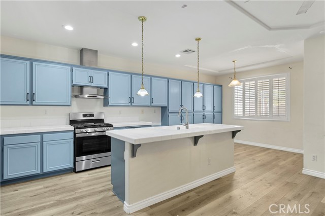 Detail Gallery Image 12 of 34 For 13261 via Del Lago, Victorville,  CA 92392 - 5 Beds | 3 Baths