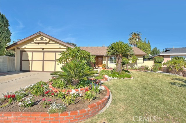 Detail Gallery Image 1 of 40 For 19577 Castlepeak St, Rowland Heights,  CA 91748 - 4 Beds | 2 Baths