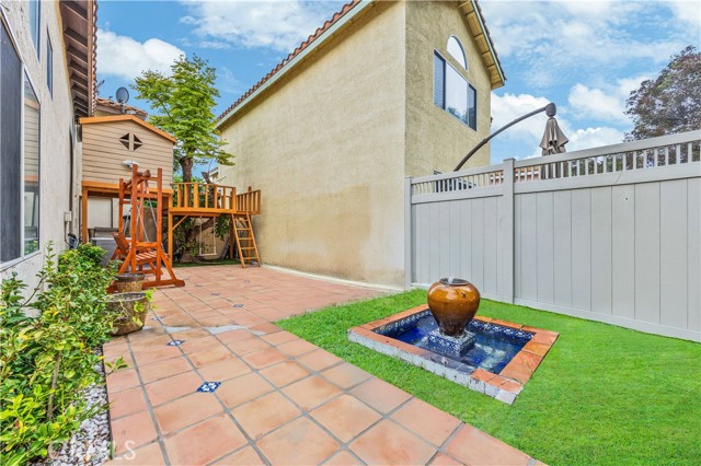 15689 Ladera Vista Drive, Chino Hills CA: https://media.crmls.org/medias/7228689b-01c0-4f39-b94f-9b5dd427ab56.jpg