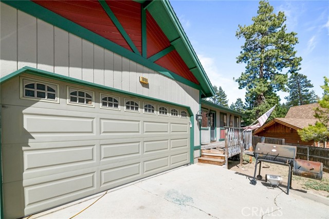 Detail Gallery Image 3 of 24 For 1088 Snow Ridge Rd, Big Bear City,  CA 92314 - 3 Beds | 1/1 Baths