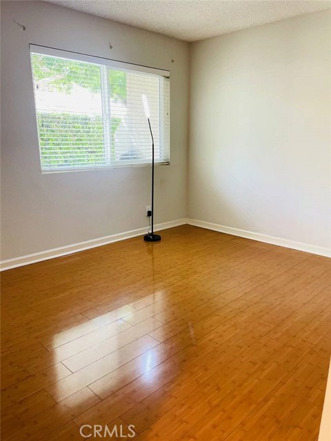 267 Stanford Court, Irvine CA: https://media.crmls.org/medias/7228de2b-3fc2-4bbb-bd79-0672d69b36e6.jpg
