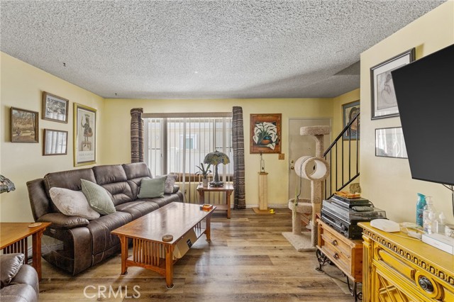 Unit B - Living room