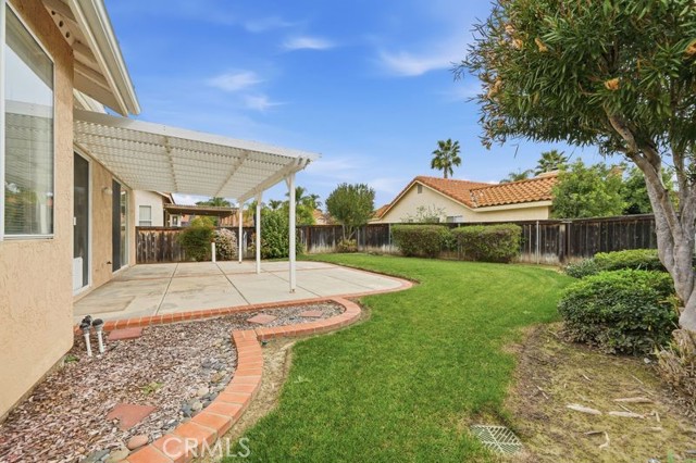 Detail Gallery Image 9 of 32 For 40152 Valeriana Ct, Temecula,  CA 92591 - 2 Beds | 2 Baths