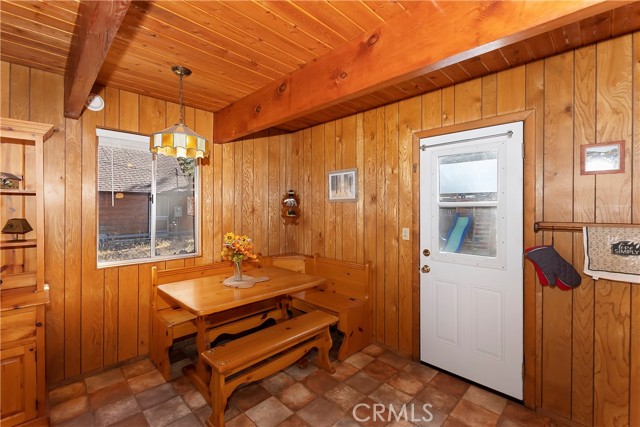 Detail Gallery Image 19 of 31 For 1036 Robinhood Bld, Big Bear City,  CA 92314 - 2 Beds | 1 Baths