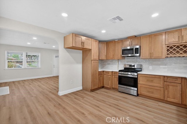 Detail Gallery Image 21 of 49 For 4392 Elm, Long Beach,  CA 90807 - 4 Beds | 2 Baths