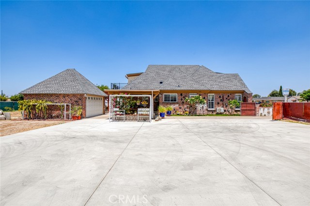 Detail Gallery Image 7 of 26 For 12391 Euclid St, Garden Grove,  CA 92840 - 4 Beds | 2 Baths