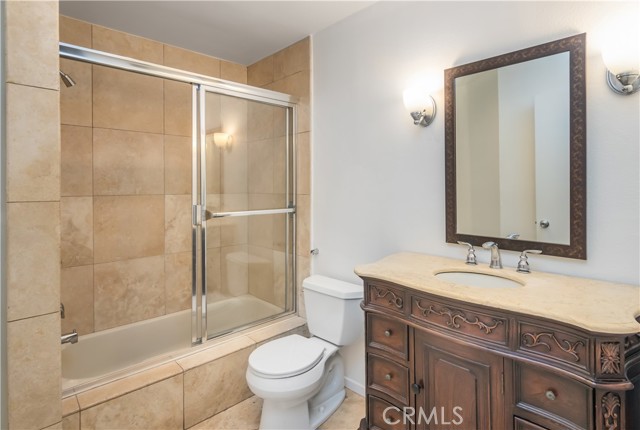 Detail Gallery Image 15 of 20 For 20253 Keswick St #103,  Winnetka,  CA 91306 - 2 Beds | 2 Baths