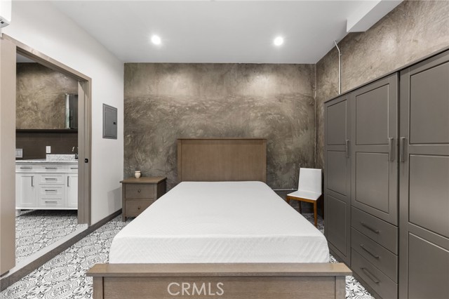 Detail Gallery Image 11 of 15 For 2211 1/2 Hyperion Ave, Los Angeles,  CA 90027 - 0 Beds | 1 Baths