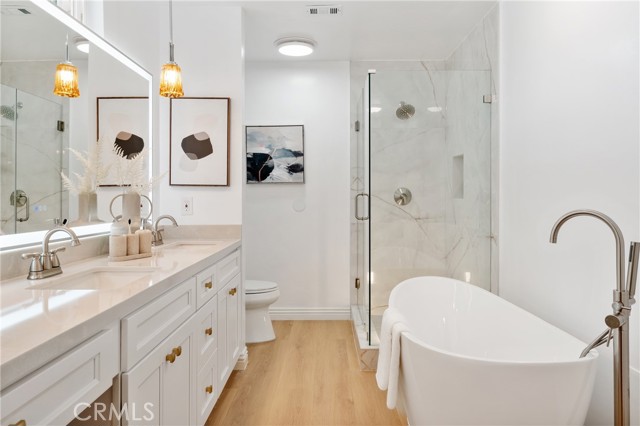 Detail Gallery Image 32 of 45 For 651 N Sunnyslope Ave, Pasadena,  CA 91107 - 5 Beds | 3 Baths