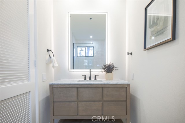 Detail Gallery Image 50 of 75 For 2122 Century Park Ln #111,  Los Angeles,  CA 90067 - 2 Beds | 2/1 Baths