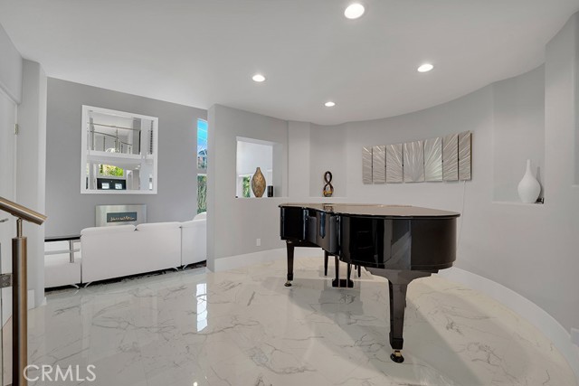 Detail Gallery Image 12 of 74 For 2510 Kirsten Lee, Westlake Village,  CA 91361 - 5 Beds | 4/1 Baths