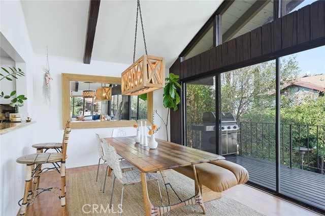 Detail Gallery Image 7 of 31 For 4805 E Colorado, Long Beach,  CA 90814 - 3 Beds | 3 Baths