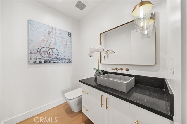 5945 Hesperia Avenue, Encino CA: https://media.crmls.org/medias/72300fd4-7697-4d49-a7ef-ff72c81c37ca.jpg