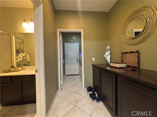 Detail Gallery Image 5 of 18 For 11571 Trailrun Ct, Riverside,  CA 92505 - 3 Beds | 3 Baths