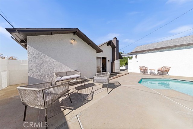 Detail Gallery Image 64 of 74 For 2950 N Lincoln St, Burbank,  CA 91504 - 3 Beds | 2 Baths