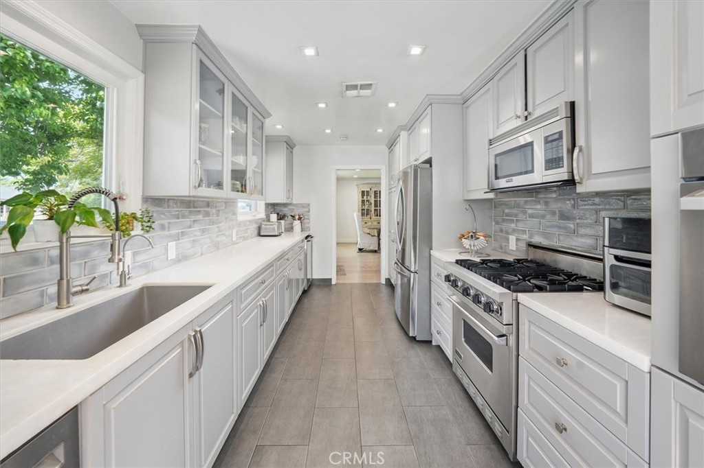 850 N Naomi StreetBurbank img 26