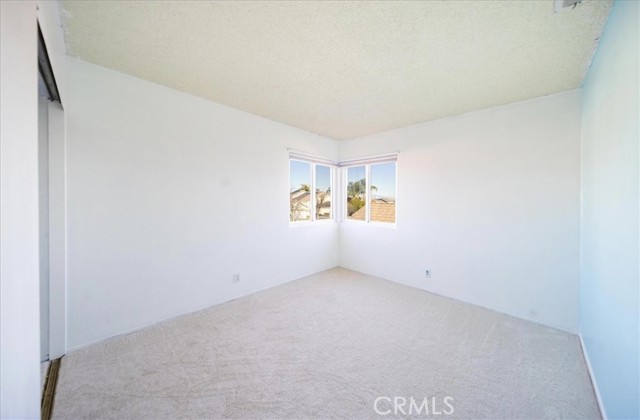 Detail Gallery Image 32 of 41 For 27552 via Real, Menifee,  CA 92585 - 4 Beds | 3 Baths