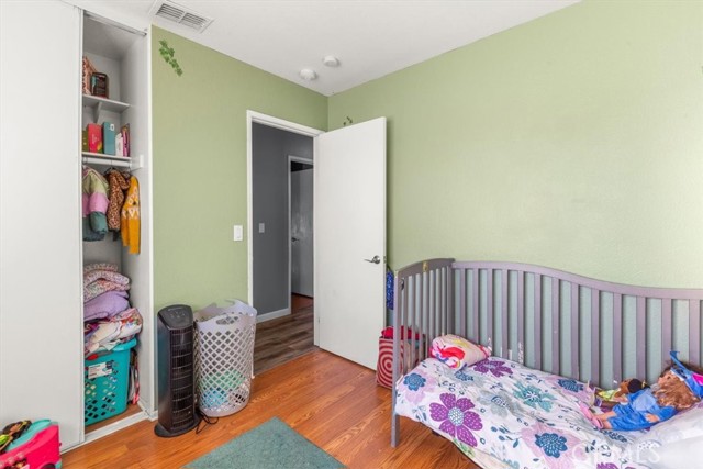 Detail Gallery Image 9 of 15 For 39769 Firethorn Ct, Murrieta,  CA 92563 - 3 Beds | 2 Baths