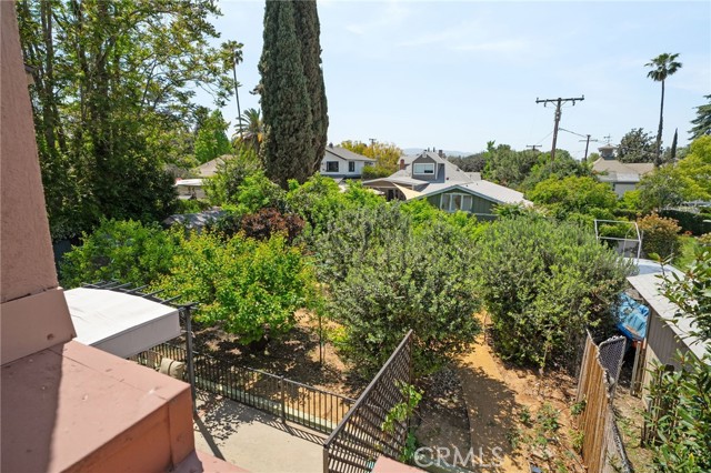 405 W Olive Avenue, Redlands CA: https://media.crmls.org/medias/72337cc0-21c7-42ec-ab3e-554207039db3.jpg
