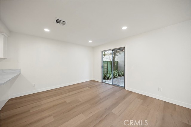 Detail Gallery Image 13 of 33 For 8362 Sunset Trail Pl #B,  Rancho Cucamonga,  CA 91730 - 3 Beds | 2/1 Baths