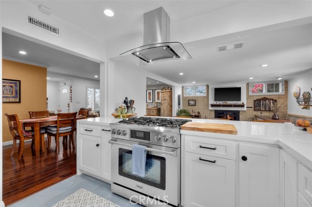 5345 W 140th St, Hawthorne CA: https://media.crmls.org/medias/7234450f-a988-4690-90c1-d738dc7ee08b.jpg