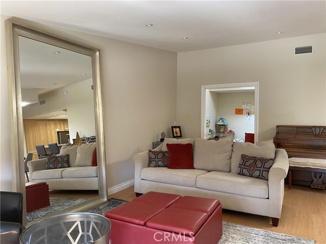 Detail Gallery Image 11 of 30 For 1771 Sunningdale Rd., M14-49d, Seal Beach,  CA 90740 - 2 Beds | 1/1 Baths