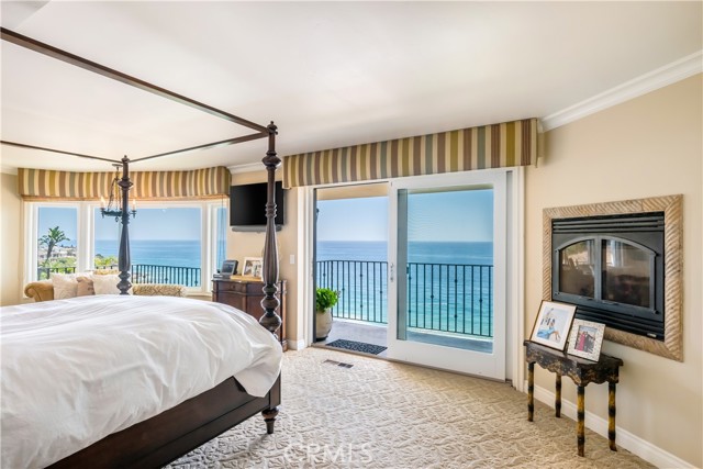 Detail Gallery Image 16 of 43 For 32061 Coast Hwy, Laguna Beach,  CA 92651 - 4 Beds | 4/2 Baths