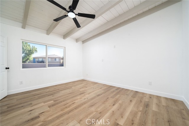 321 W Scott Street, Rialto CA: https://media.crmls.org/medias/7234fe90-e35e-4169-b9ed-b73013e8fc0b.jpg