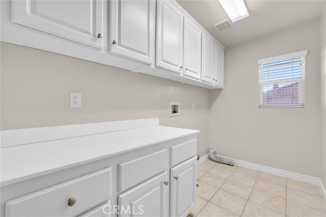 Detail Gallery Image 17 of 39 For 9058 Chimney Rock Ave, Hesperia,  CA 92344 - 4 Beds | 3 Baths