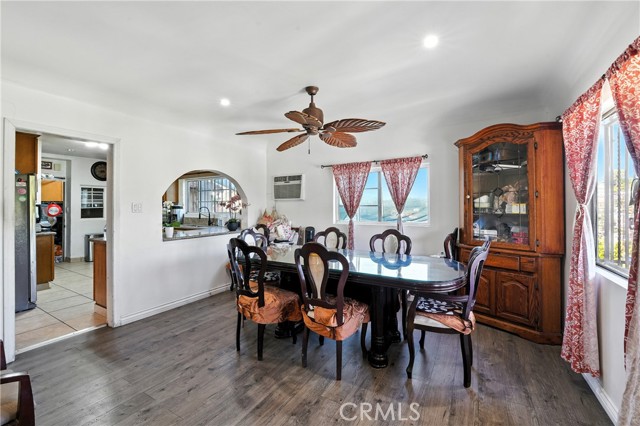 6178 Roy st, Los Angeles CA: https://media.crmls.org/medias/7237841e-c69c-4849-9bfa-fe79d94716d2.jpg