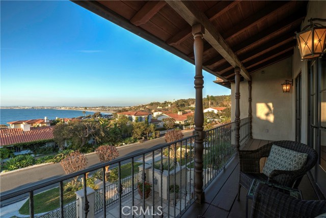 416 Via Media, Palos Verdes Estates, California 90274, 5 Bedrooms Bedrooms, ,3 BathroomsBathrooms,Residential,Sold,Via Media,SB17101344