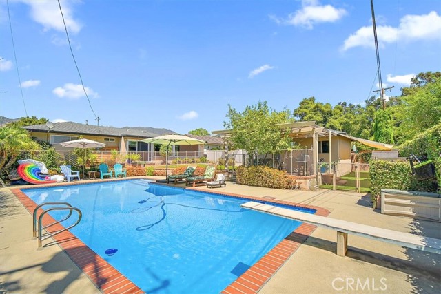 902 E Cypress, Glendora CA: https://media.crmls.org/medias/72384ebf-edc9-4904-b314-509bdbca0a28.jpg