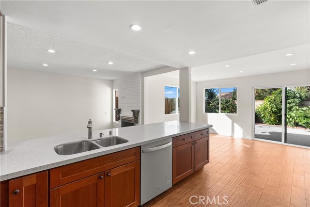Detail Gallery Image 19 of 37 For 30 Entrada, Irvine,  CA 92620 - 4 Beds | 2/1 Baths