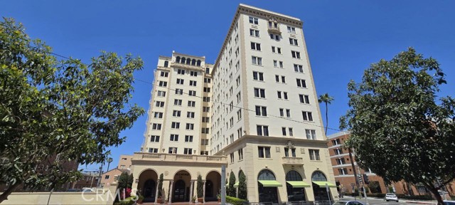 315 W 3rd Street, Long Beach CA: https://media.crmls.org/medias/7238f0bd-d380-4417-920d-6907f1ba9454.jpg