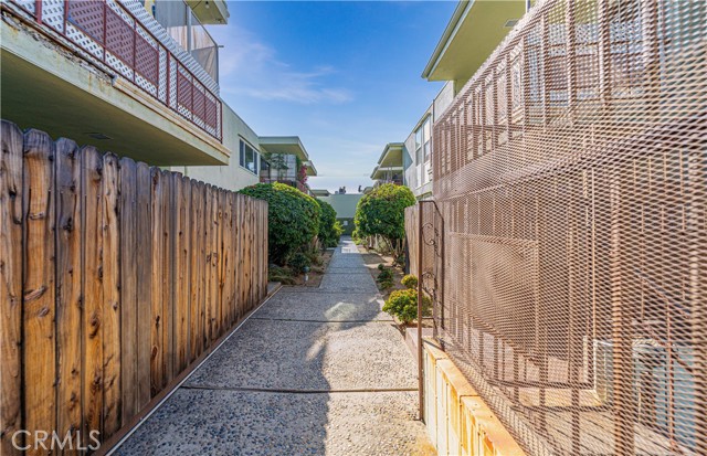 Detail Gallery Image 2 of 19 For 9070 Huntington Dr #12,  San Gabriel,  CA 91775 - 2 Beds | 2 Baths