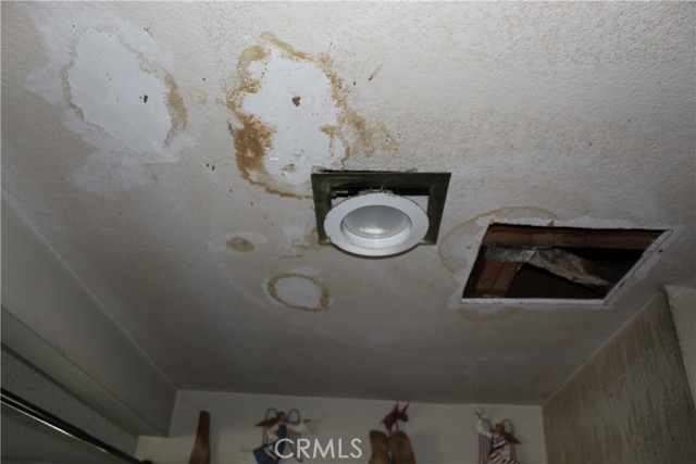 Detail Gallery Image 11 of 35 For 734 S Vale, Anaheim,  CA 92806 - 4 Beds | 3 Baths