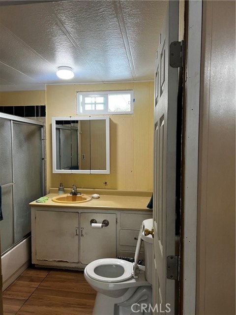 Detail Gallery Image 9 of 17 For 715 W 220th St #44,  Torrance,  CA 90502 - 2 Beds | 1 Baths