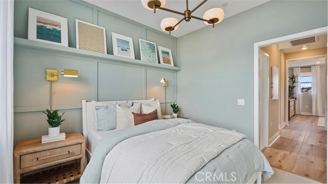 Detail Gallery Image 16 of 24 For 27537 Grand Fir Way, Valencia,  CA 91381 - 2 Beds | 2/1 Baths