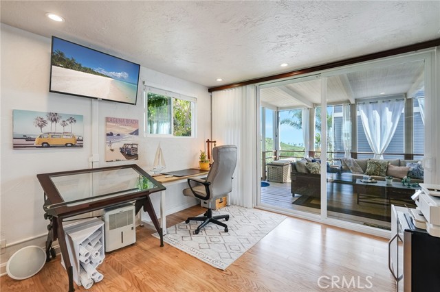 Detail Gallery Image 29 of 33 For 1080 Noria St, Laguna Beach,  CA 92651 - 3 Beds | 2 Baths