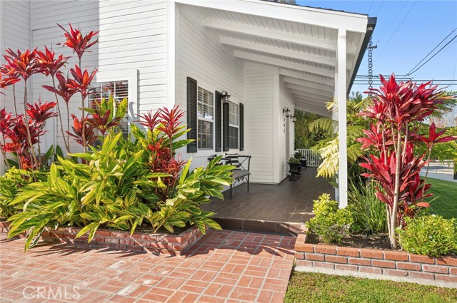 Detail Gallery Image 24 of 28 For 201 E 21st St, Costa Mesa,  CA 92627 - 3 Beds | 2/1 Baths