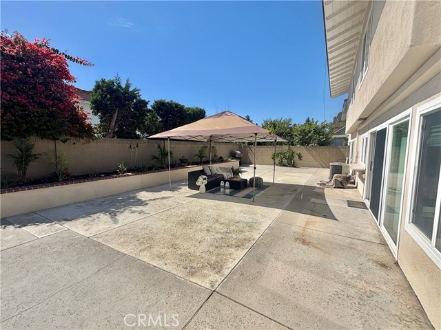 16717 Monte Cristo Avenue, Cerritos CA: https://media.crmls.org/medias/723b1773-2a81-437b-82ab-bbacf1056c40.jpg