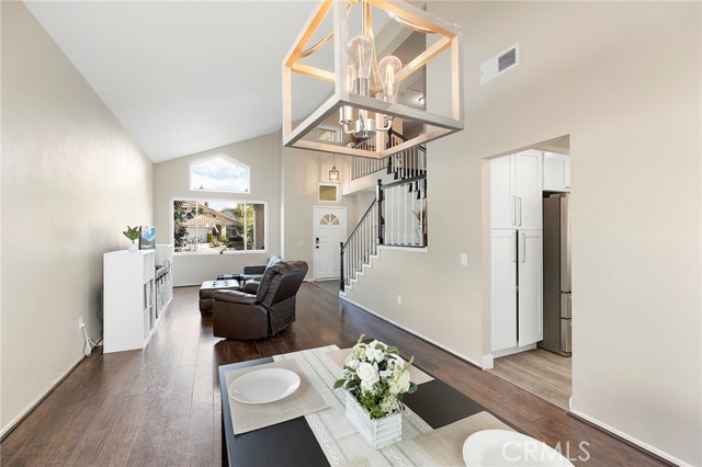 Detail Gallery Image 11 of 43 For 40735 Mountain Pride Dr, Murrieta,  CA 92562 - 4 Beds | 2/1 Baths