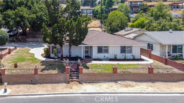 15195 Kingsway Drive, Lake Elsinore CA: https://media.crmls.org/medias/723ba385-ea61-49e6-9f71-c6521d0522ad.jpg