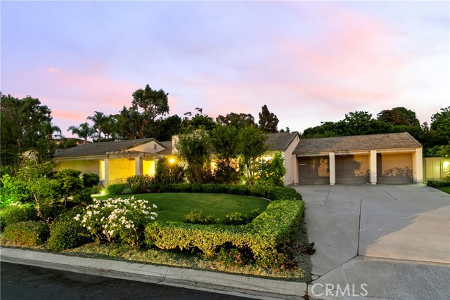 9292 Hidden Valley Drive, Villa Park CA: https://media.crmls.org/medias/723cad1d-afca-4197-b153-811a71d85b28.jpg